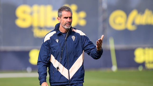 Gaizka Garitano: “Tenemos posibilidades intactas de playoff y también de estar abajo”