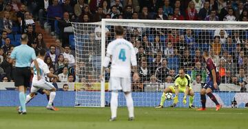 2-0. Marco Asensio scores the second goal.