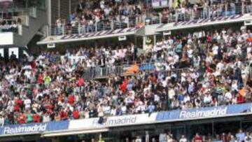 4º anfiteatro. Este grupo de aficionados está en el ‘gallinero’.