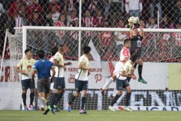 Rayos y Águilas terminaron empatando 1-1 en un vibrante partido en el Estadio Victoria que se vivió con mucha intensidad.