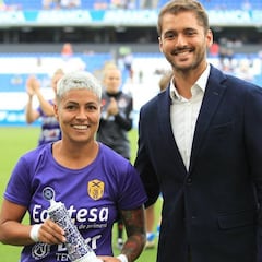 El Tenerife le da una dura bienvenida al Depor Abanca y se lleva el Teresa Herrera