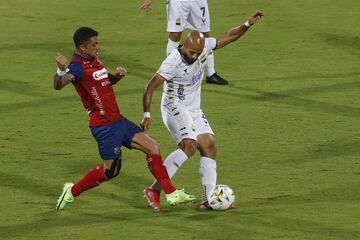 Las mejores fotografías del duelo entre el Independiente Medellín y Atlético Bucaramanga por la fecha 12 de la Liga BetPlay en el Atanasio Girardot. 