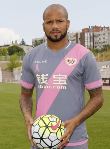 Presentación de Bebé con el Rayo Vallecano viene cedido por el Benfica.