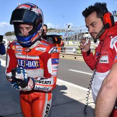 Dovizioso: "Prefiero otro mano a mano con Márquez que grupo"