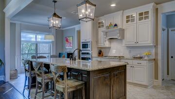 El electrodoméstico que todos tenemos en casa y es un ‘paraíso’ para las cucarachas por crear un microclima perfecto