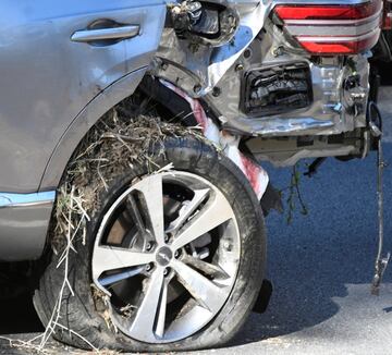 El  automvil de Tiger Woods tras el accidente de trfico en el suroeste de Los ?ngeles, California (EE.UU).