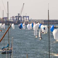 El francés Laounean lidera el Mundial J80 de Getxo