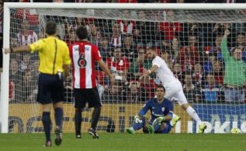 Gol 0-1 de Benzema