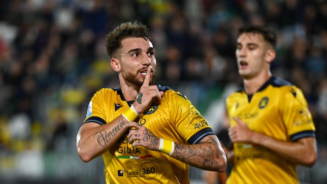 El Deportivo apunta alto, Iker Bravo en la agenda