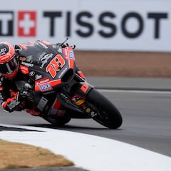 ManuGasss vuelve a naufragar en agua y ‘palo’ duro de Canet