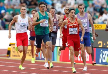 AMDEP3500. EUGENE (ESTADOS UNIDOS), 16/07/2022.- El español Ignacio Fontes (frente) compite hoy, en la primera serie de 1500m masculino en los Campeonatos del Mundo de atletismo en el estadio Hayward Field en Eugene (Estados Unidos). EFE/ Alberto Estevez
