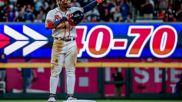 Atlanta (United States), 27/09/2023.- Atlanta Braves right fielder Ronald Acuna Jr. reacts after stealing his 70th base which goes with his 40 homeruns so far this season against the Chicago Cubs during the tenth during of an MLB baseball game between the Chicago Cubs and the Atlanta Braves at Truist Park in Atlanta, Georgia, USA, 27 September 2023. Acuna Jr. scored the winning run in tonights game. EFE/EPA/ERIK S. LESSER