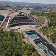 “La sede no cambiará... pero es un toque de atención a la UEFA”