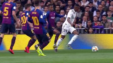 El Madrid pidió penalti de Semedo a Vinicius: para Iturralde no es