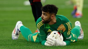 Gran actuación del guardameta de la selección española, David Raya, con varias paradas de mucho mérito.