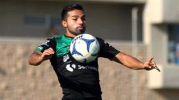Bryan Rabello no jugó en el último partido de Santos ante Querétaro.