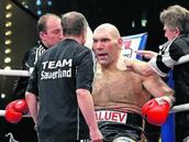 Valuev, el boxeador que fingía ser un ogro