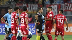 “Hazte el guapo en Argentina, hue... te haces el guapo acá, c...”