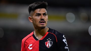 Matias Coccaro of Atlas during the 15th round match between Atlas and Toluca as part of the Liga BBVA MX, Torneo Clausura 2025 at Jalisco Stadium, on April 12, 2025 in Guadalajara, Jalisco, Mexico.