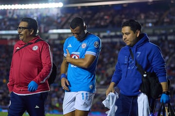 Giorgos Giakoumakis of Cruz Azul during the 13th round match between Cruz Azul and FC Juarez as part of the Liga BBVA MX, Torneo Apertura 2024 at Ciudad de los Deportes Stadium on October 23, 2024 in Mexico City, Mexico.