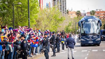 El Levante denuncia el proceder de la Policia Nacional en los recibimientos al equipo