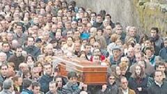 Multitudinario adiós a Chava Jiménez