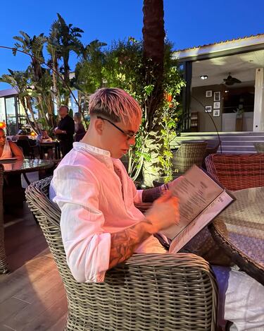 Vinicius Jr hits the beach with friends: the rich and famous on vacation