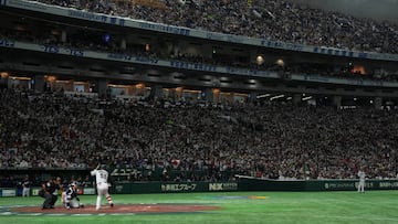 TOKYO, JAPAN - MARCH 10: Munetaka Murakami #55 of Japan at bat in the second inning during the World Baseball Classic Pool B game between Korea and Japan at Tokyo Dome on March 10, 2023 in Tokyo, Japan. (Photo by Masterpress - Samurai Japan/SAMURAI JAPAN via Getty Images)