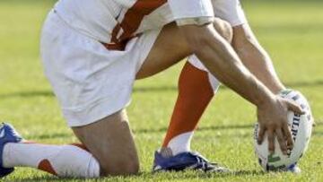 <b>UN ARMA DE DESTRUCCIÓN MASIVA. </b>Jonny ya tumbó a Francia en la semifinal de 2003.