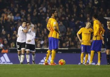 Valencia - Barcelona (1-1). Los culés no pudieron con el Valencia en su casa. Fue el primer empate desde que comenzara la Liga para los azulgranas.