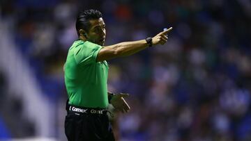 Referee Victor Alfonso Caceres during the friendly match between Mexico U-23 (Mexican National Team) and Argentina U-23, at Cauhtemoc Stadium, Puebla, Puebla, Mexico, on March 25, 2024.