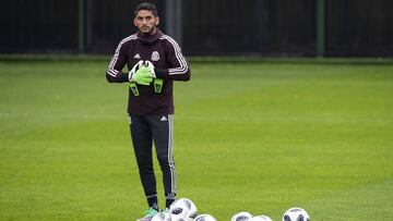 Jesús Corona confía en las rotaciones para al fin jugar un Mundial