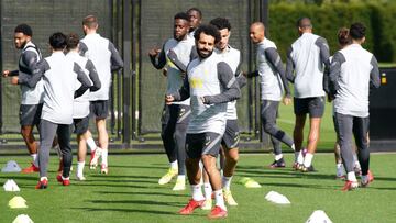 Salah, en en el entrenamiento del Liverpool previo a la visita al Oporto.