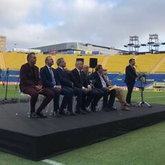 Las Palmas sopla las velas y celebra el fin de las llamas