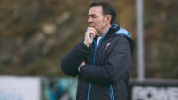 El fuerte temporal ha obligado a Abel Resino a entrenar sólo 15 minutos en el cesped.