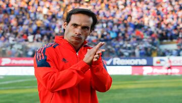 Futbol, Universidad de Chile vs Deportes La Serena.
Fecha 12, campeonato Nacional 2022.
El entrenador de Universidad de Chile Sebastian Miranda, dirige a sus jugadores contra Deportes La Serena durante el partido por la primera division disputado en el estadio Santa Laura.
Santiago, Chile.
07/05/2022
Felipe Zanca/Photosport

Football, Universidad de Chile vs Deportes La Serena.
12 th date, 2022 National Championship.
Universidad de ChileÕs head coach Sebastian Miranda gives instructions to his players against Deportes La Serena during the first division match held at Santa Laura stadium.
Santiago, Chile.
07/05/2022
Felipe Zanca/Photosport