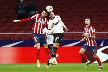 Yannick Carrasco y Manu Vallejo.