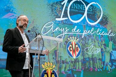 El Villarreal cierra los actos del Centenario presentando su documental y su libro