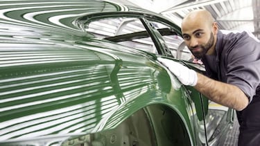 Cristal o vidrio líquido para autos: ¿Qué es y para qué sirve?