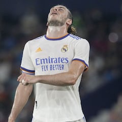 Fin al misterio: "Bale tiene un problema en la espalda"