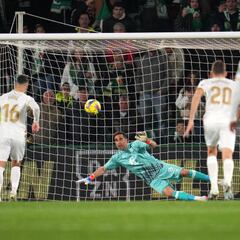 LaLiga denuncia insultos en campos de Elche, Espanyol y Sevilla