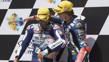 Martín y Bezzecchi en el podio de Austria.