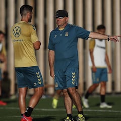 Mel: “Estaría haciendo el tonto si no pienso en ganar el derbi”