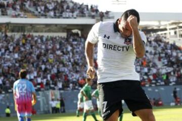 Futbol, Futbol, Colo Colo vs Audax Italiano. 
Segunda fecha, campeonato de Clausura 2016/17.
El jugador de Colo Colo Esteban Paredes celebra luego de convertir un gol contra Audax Italiano durante el partido de primera division disputado en el estadio Monumental de Santiago, Chile.
12/02/2017
Marcelo Hernandez/Photosport
*************

Football, Colo Colo vs Audax Italiano.   Second date, Closure Championship 2016/17.
Colo Colo's player Esteban Paredes  celebrates after scoring against Audax Italiano during the first division football match held at the Monumental stadium in Santiago, Chile.
12/02/2017.
Marcelo Hernandez/Photosport