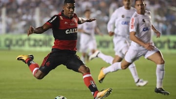 Con gol de Berrío, Flamengo pasa a semis de Copa Brasil