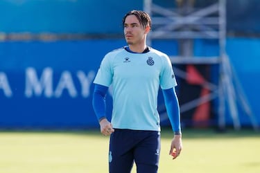 A la espera de Vicente Moreno y tres renovaciones para Segunda