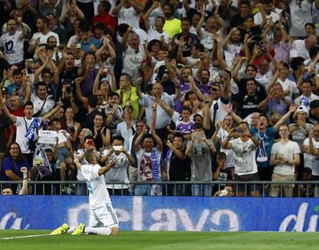 2-0. Benzema marcó el segundo gol.