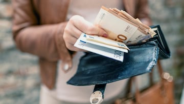 A global wallet-dropping experiment reveals where strangers are most likely to return your belongings, and where they’ll keep them.