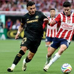 Vídeo: Afición de Chivas le grita ‘borracho’ a Alexis Vega