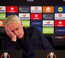 Mourinho ‘se queda dormido’ en plena rueda de prensa: la situación es surrealista